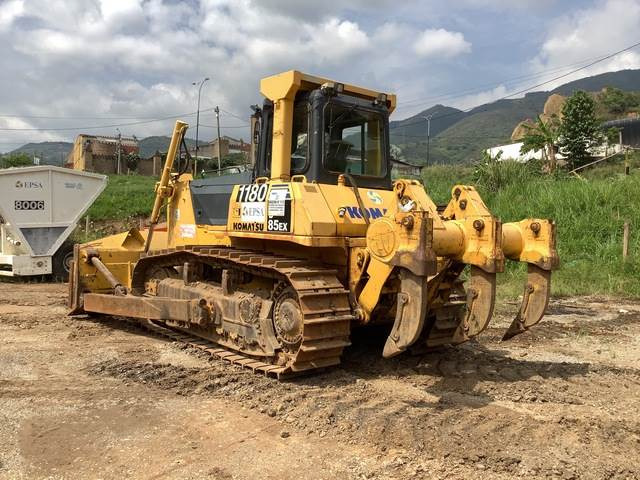 Komatsu D85EX-15 - Bulldozer: picture 2 Komatsu D85EX-15 - Bulldozer: picture 2