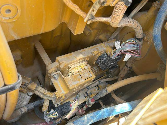 Bulldozer CAT D8: picture 22