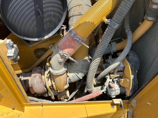 Bulldozer CAT D8: picture 18