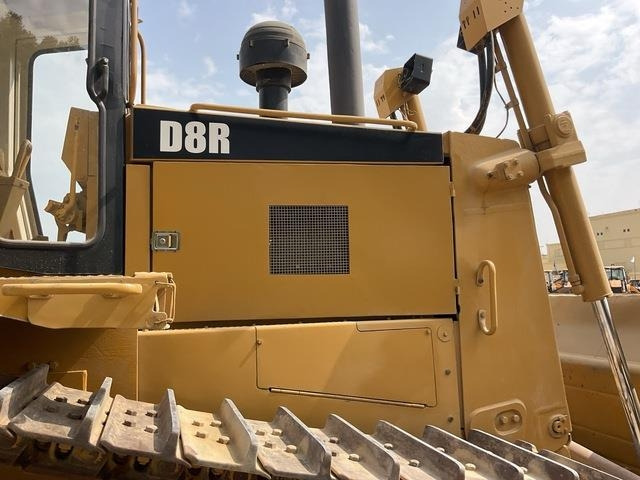 Bulldozer CAT D8R: picture 19