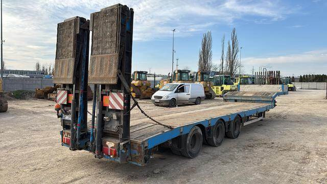 Noteboom OSD - Low loader semi-trailer: picture 3 Noteboom OSD - Low loader semi-trailer: picture 3