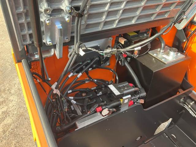 Electric forklift Doosan B30X-7 PLUS: picture 24