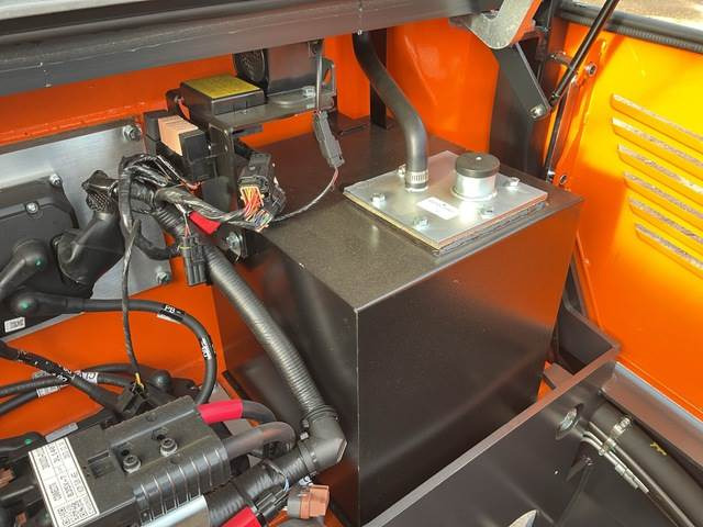 Electric forklift Doosan B30X-7 PLUS: picture 23