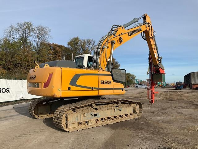 Liebherr R922LC - Crawler excavator: picture 3 Liebherr R922LC - Crawler excavator: picture 3