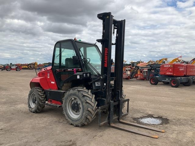 Manitou M30-4 - Rough terrain forklift: picture 4 Manitou M30-4 - Rough terrain forklift: picture 4
