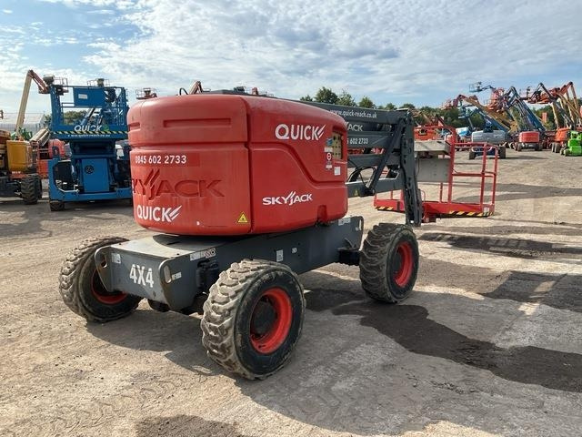 SkyJack SJ46AJ - Articulated boom: picture 3 SkyJack SJ46AJ - Articulated boom: picture 3