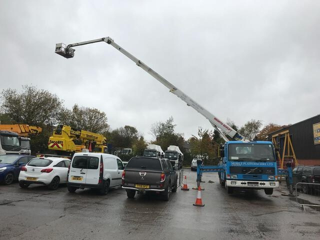 Crane truck Volvo: picture 19