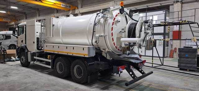 MAN TGS 33.400 Jetter - Vacuum truck: picture 4 MAN TGS 33.400 Jetter - Vacuum truck: picture 4
