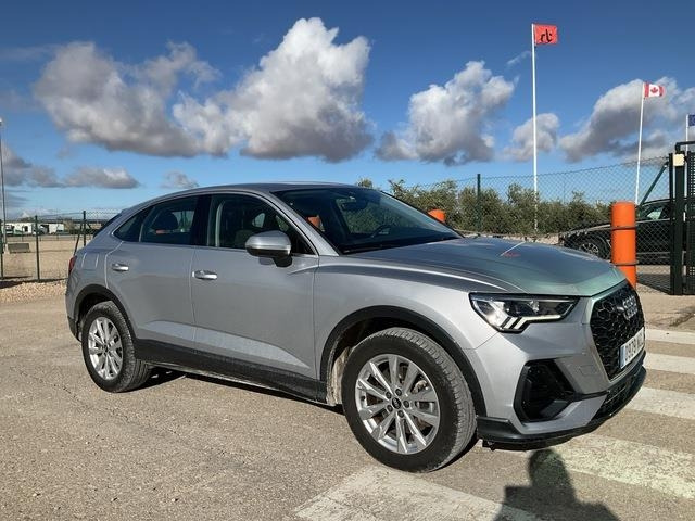 Audi Q3 - Car: picture 4 Audi Q3 - Car: picture 4