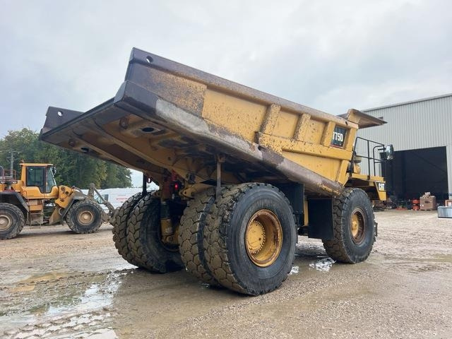 CAT 775D - Rigid dumper/ Rock truck: picture 3 CAT 775D - Rigid dumper/ Rock truck: picture 3