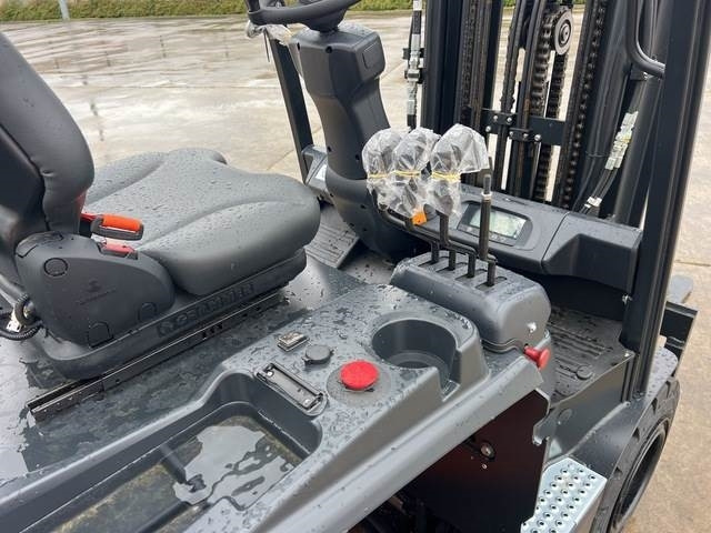 New Electric forklift Doosan B35X-7 PLUS: picture 9