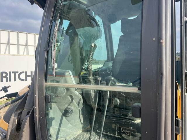Crawler excavator Mecalac 8MCR: picture 12