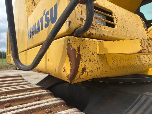 Crawler excavator Komatsu PC700LC-8EO: picture 10