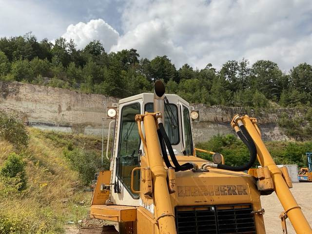 Bulldozer Liebherr PR722BL: picture 24