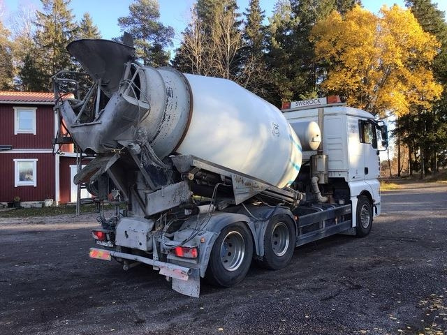 MAN TGA 28.390 - Concrete mixer truck: picture 3 MAN TGA 28.390 - Concrete mixer truck: picture 3