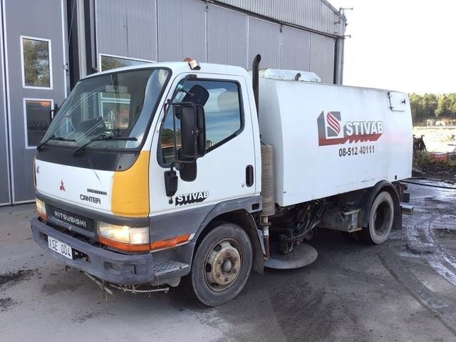 Mitsubishi Canter - Road sweeper: picture 1 Mitsubishi Canter - Road sweeper: picture 1