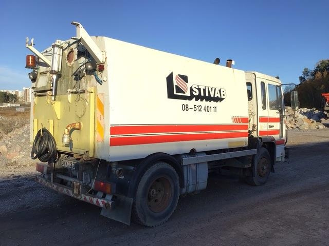 Volvo FL611 - Road sweeper: picture 3 Volvo FL611 - Road sweeper: picture 3