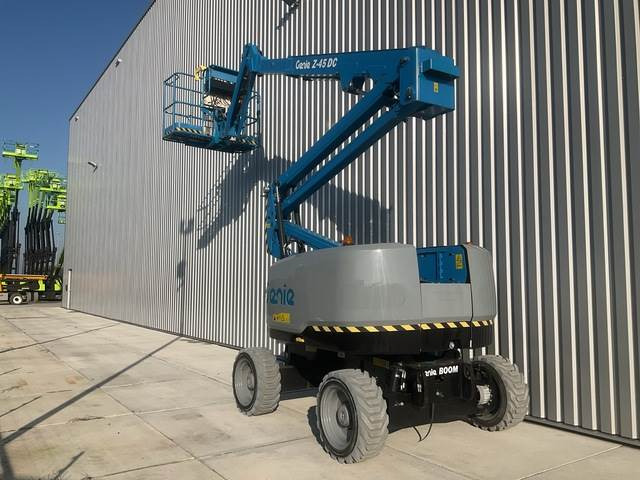 Genie Z45 FE/DC - Articulated boom: picture 5 Genie Z45 FE/DC - Articulated boom: picture 5