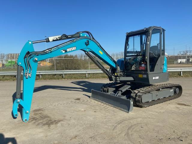 Toyota Huski M55U - Mini excavator: picture 1 Toyota Huski M55U - Mini excavator: picture 1