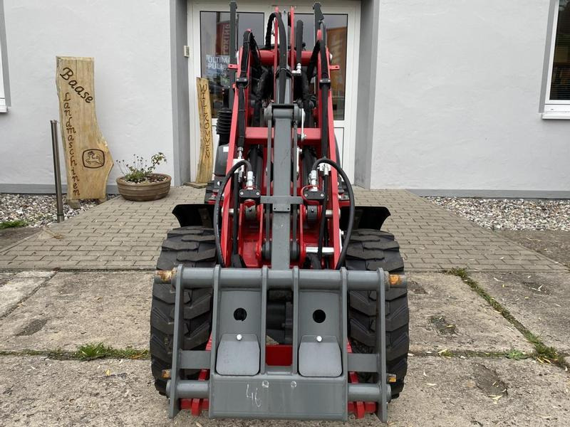 Weidemann 1140 Hoftrac Joystick Automotiv - Compact loader: picture 3 Weidemann 1140 Hoftrac Joystick Automotiv - Compact loader: picture 3