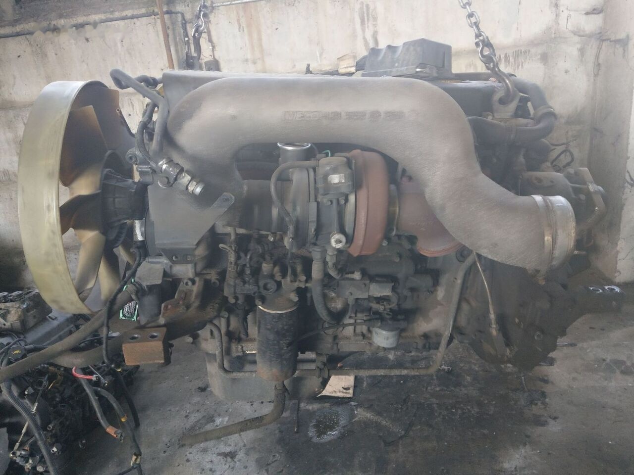 IVECO Cursor 8 F2BE0681F - Engine for Truck: picture 3 IVECO Cursor 8 F2BE0681F - Engine for Truck: picture 3