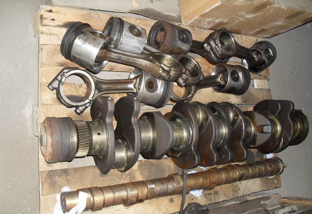 Kurbelwelle DH12 Volvo - Crankshaft for Bus: picture 1 Kurbelwelle DH12 Volvo - Crankshaft for Bus: picture 1