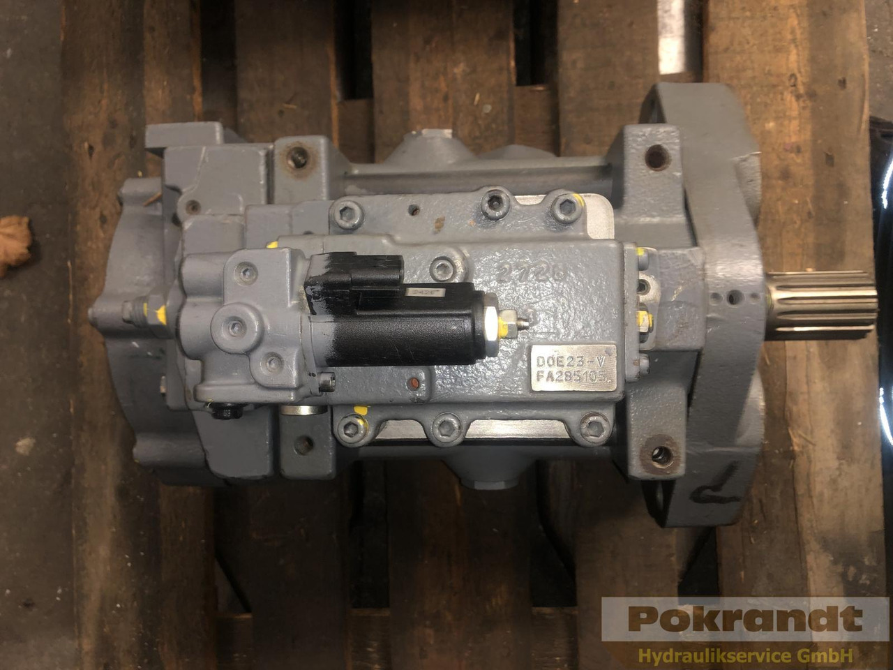 Hitachi YA00003076 - Hydraulic pump for Construction machinery: picture 1 Hitachi YA00003076 - Hydraulic pump for Construction machinery: picture 1