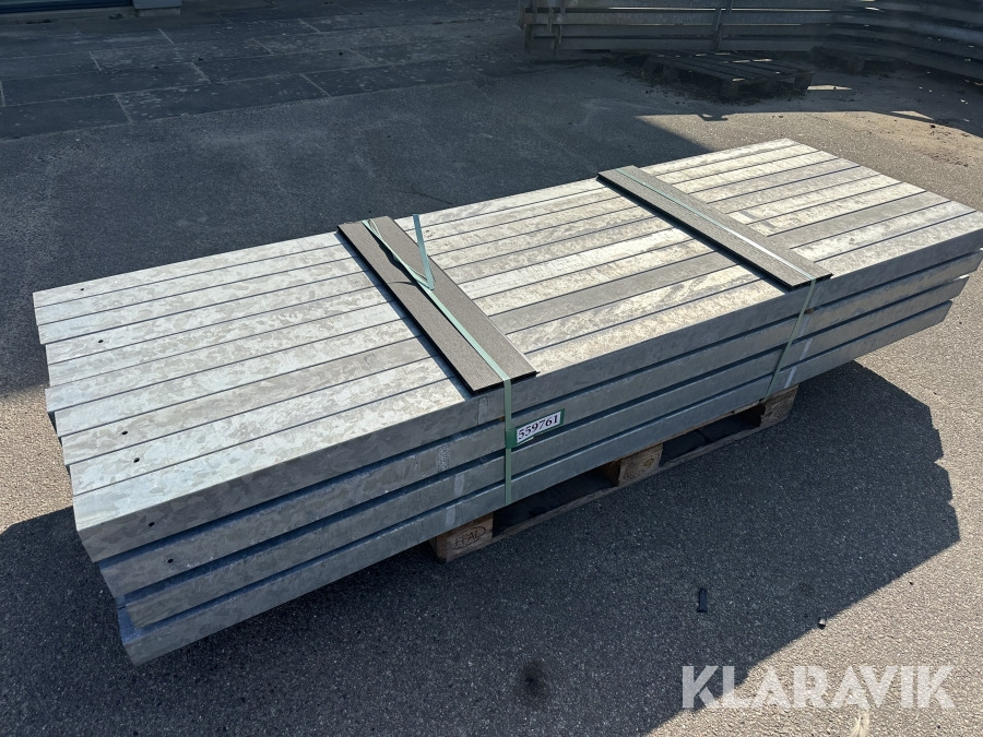 Construction equipment Galvaniserede stolper 40 styk. 2,5m. lange: picture 1