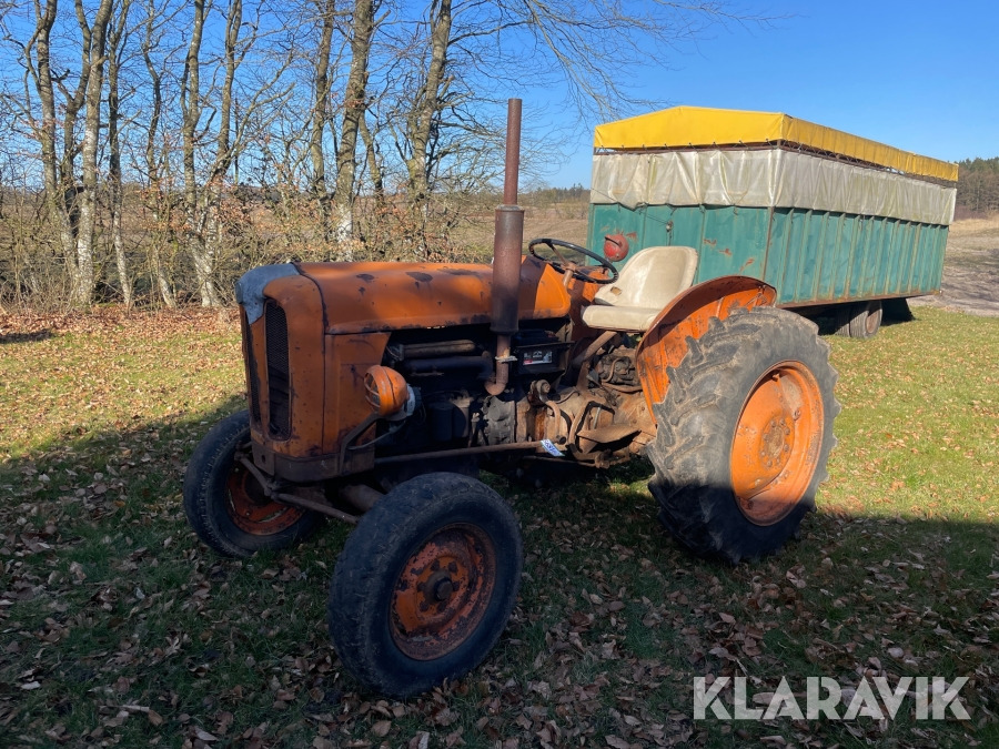 Veterantraktor Fiat 411 - Farm tractor: picture 1 Veterantraktor Fiat 411 - Farm tractor: picture 1
