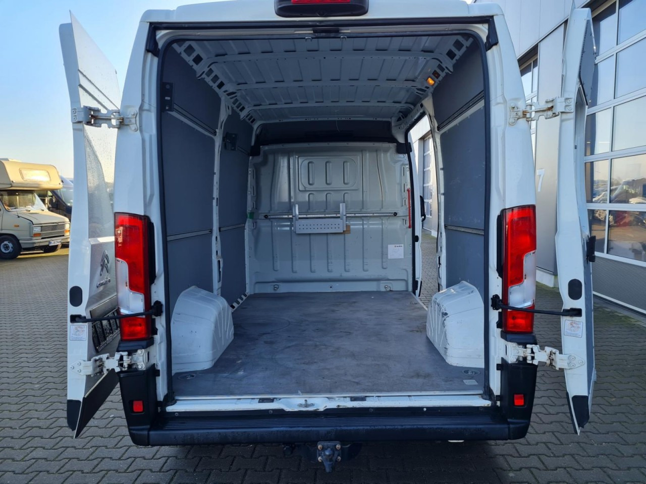 Citroen Jumper 33 Kasten L2H2 AHK KLIMA KAMERA TEMPOMAT - Small van: picture 5 Citroen Jumper 33 Kasten L2H2 AHK KLIMA KAMERA TEMPOMAT - Small van: picture 5