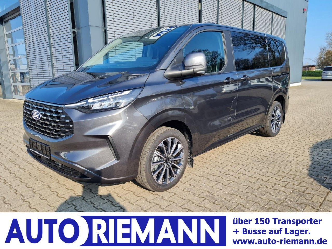 Ford Tourneo Custom 320 Titanium X L1 AHK LED LMF NAV - Passenger van: picture 1 Ford Tourneo Custom 320 Titanium X L1 AHK LED LMF NAV - Passenger van: picture 1