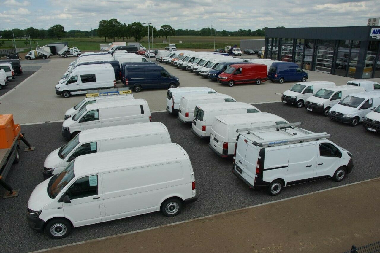 Ford Transit 350 Kasten TDCi L3H2 Trend KAMERA TEMPOM - Panel van: picture 4 Ford Transit 350 Kasten TDCi L3H2 Trend KAMERA TEMPOM - Panel van: picture 4