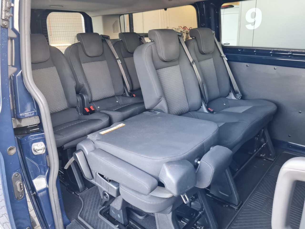 Minibus, Passenger van Ford Transit Custom Kombi 320 L2 Trend 9 Sitze PDC: picture 12 Minibus, Passenger van Ford Transit Custom Kombi 320 L2 Trend 9 Sitze PDC: picture 12