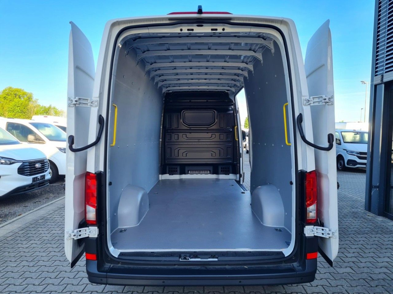 MAN TGE 3.140 TDi Kasten L4H3 lang LED, Holzboden - Panel van: picture 5 MAN TGE 3.140 TDi Kasten L4H3 lang LED, Holzboden - Panel van: picture 5