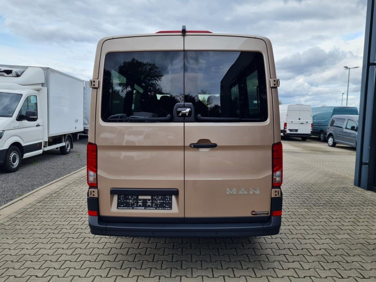 MAN TGE 3.180 TDi Kombi 9 Sitzer LED LM KAMERA Sonde - Passenger van: picture 5 MAN TGE 3.180 TDi Kombi 9 Sitzer LED LM KAMERA Sonde - Passenger van: picture 5