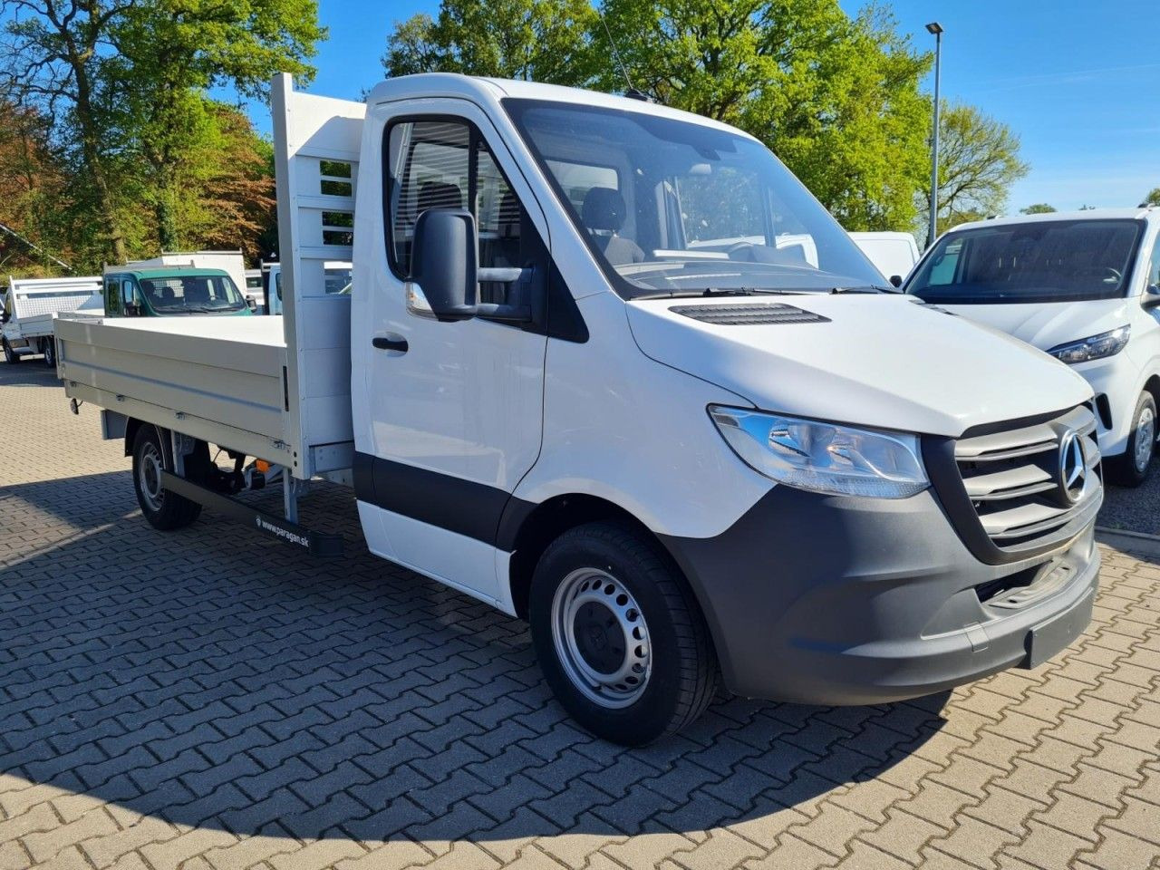 Mercedes-Benz Sprinter 315 CDI Pritsche MR L3 KLIMA TEMPOMAT - Flatbed van: picture 3 Mercedes-Benz Sprinter 315 CDI Pritsche MR L3 KLIMA TEMPOMAT - Flatbed van: picture 3