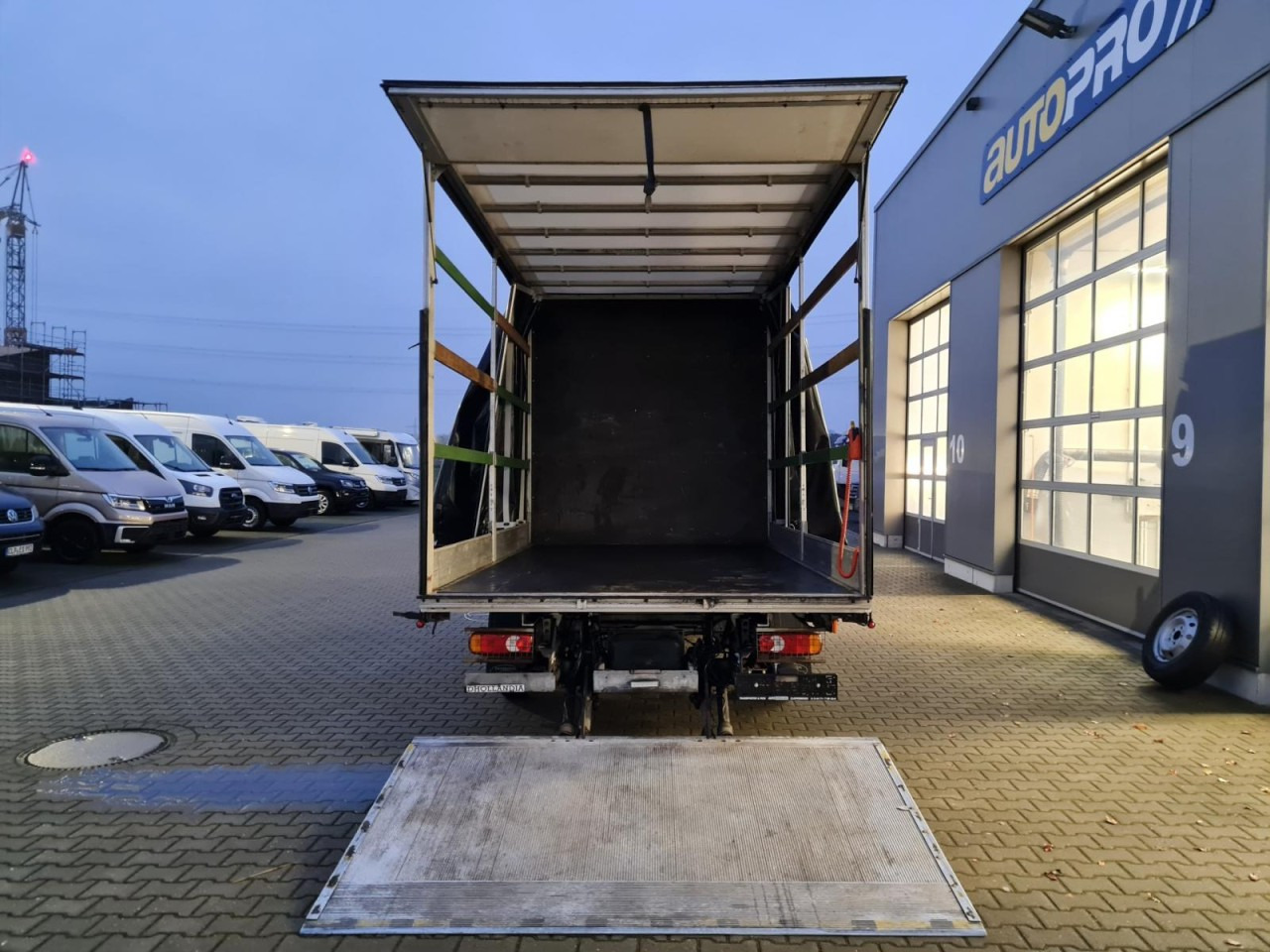 Curtain side van Peugeot Boxer 35 Pritsche 2x Schiebe Plane LBW L4 KLIMA: picture 6