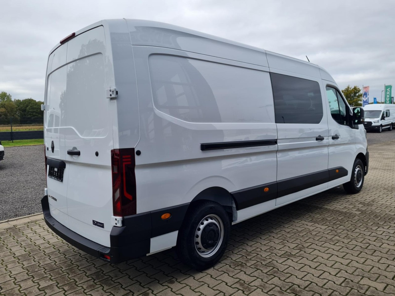 Renault Master 3,5t Kasten dCi Doka L3H2 KLIMA TEMPOMAT - Combi van: picture 4 Renault Master 3,5t Kasten dCi Doka L3H2 KLIMA TEMPOMAT - Combi van: picture 4