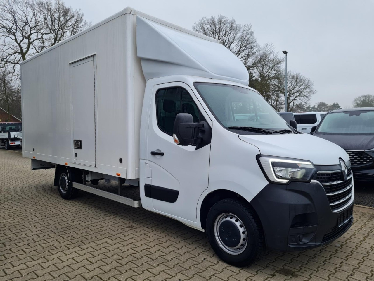 Renault Master 3.5t Möbel Koffer mit 10 Pal. Plätze TEMPOMAT - Box van: picture 3 Renault Master 3.5t Möbel Koffer mit 10 Pal. Plätze TEMPOMAT - Box van: picture 3