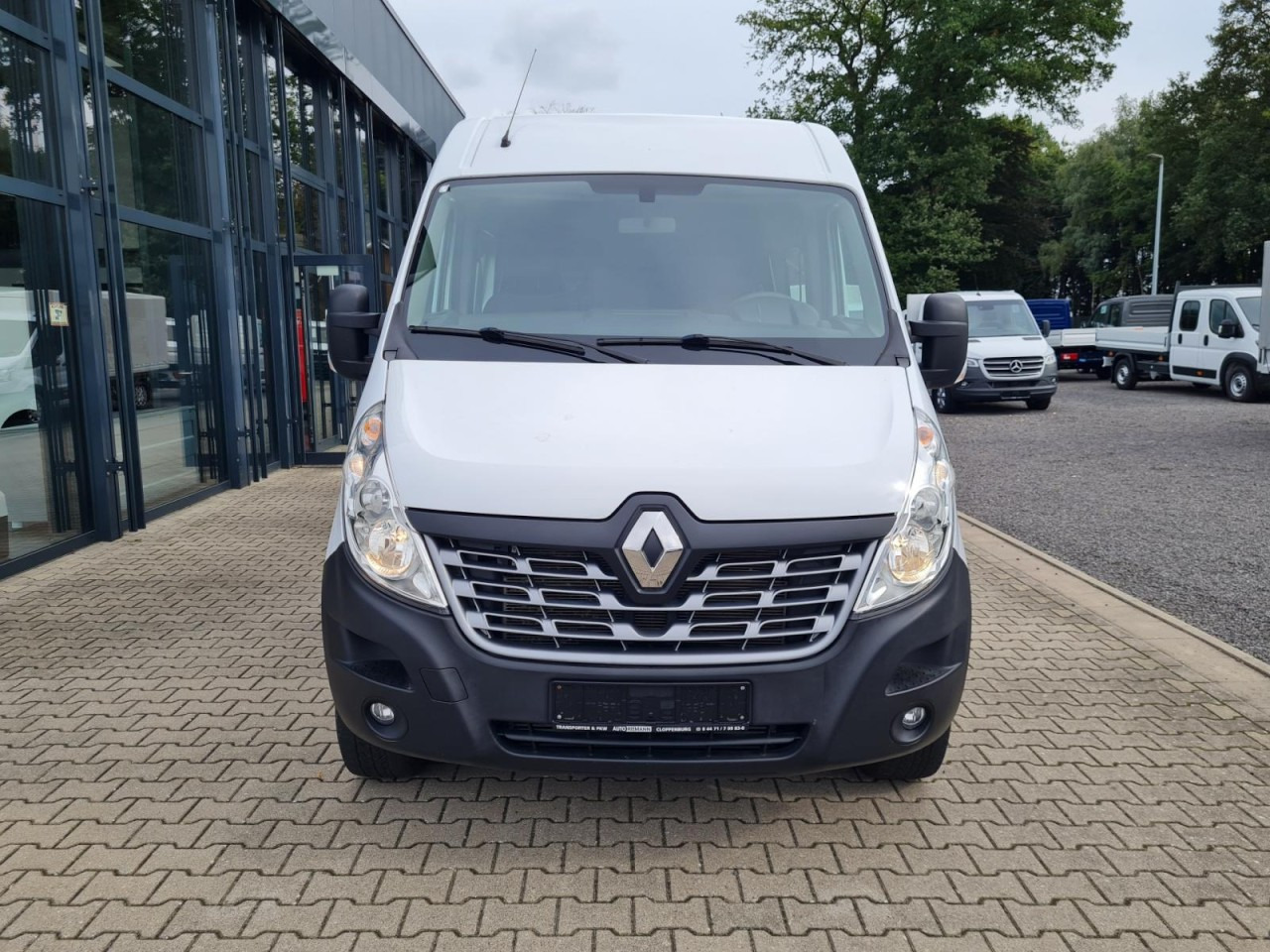 Renault Master 35 Kasten LR Doka 6-Sitze 4x4 Allrad AHK KLIMA PDC - Panel van, Combi van: picture 2 Renault Master 35 Kasten LR Doka 6-Sitze 4x4 Allrad AHK KLIMA PDC - Panel van, Combi van: picture 2