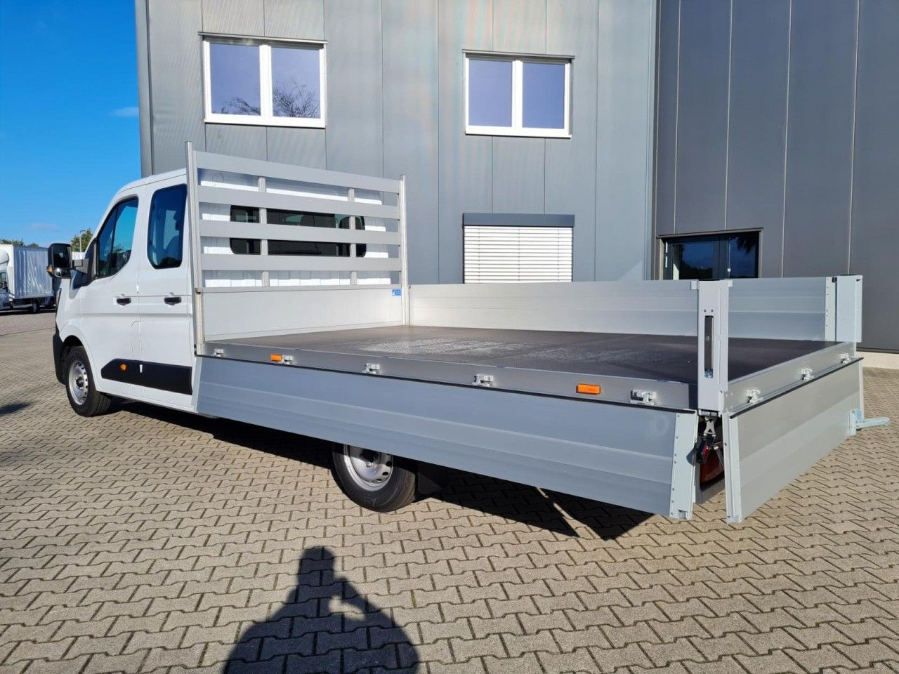 Renault Master New 3,5t Doka dCi 170 L3H1 Lang - Flatbed van, Combi van: picture 4 Renault Master New 3,5t Doka dCi 170 L3H1 Lang - Flatbed van, Combi van: picture 4