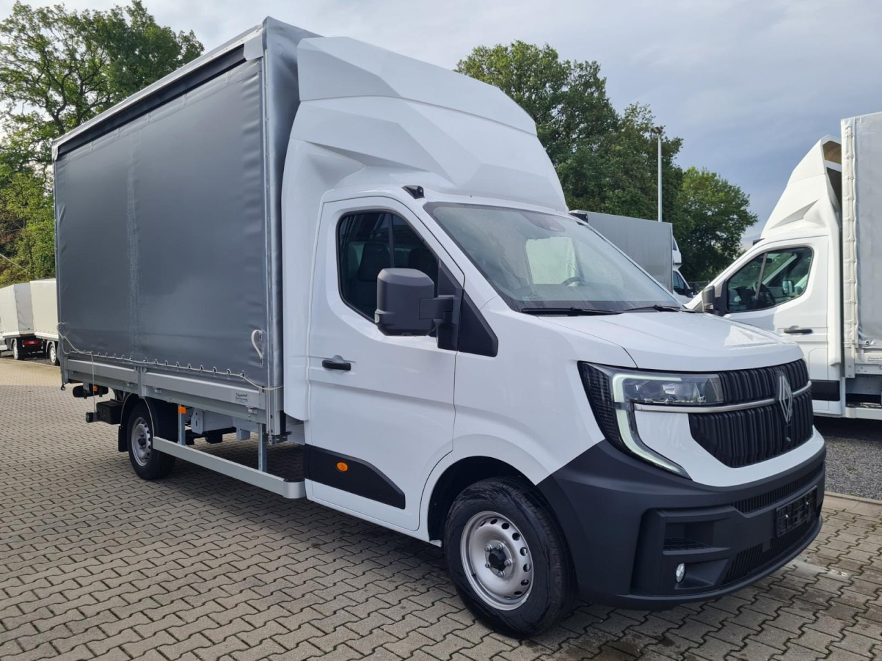 Renault Master Pritsche Schiebe Plane LBW Luftfederung - Curtain side van: picture 3 Renault Master Pritsche Schiebe Plane LBW Luftfederung - Curtain side van: picture 3