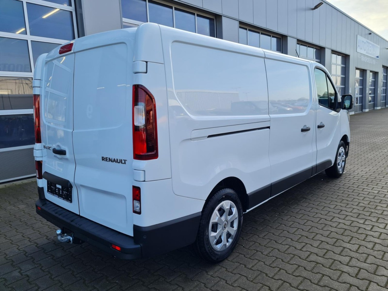 Renault Trafic Kasten dCi 130 L2H1 Komfort AHK LED Allwetter - Small van: picture 4 Renault Trafic Kasten dCi 130 L2H1 Komfort AHK LED Allwetter - Small van: picture 4