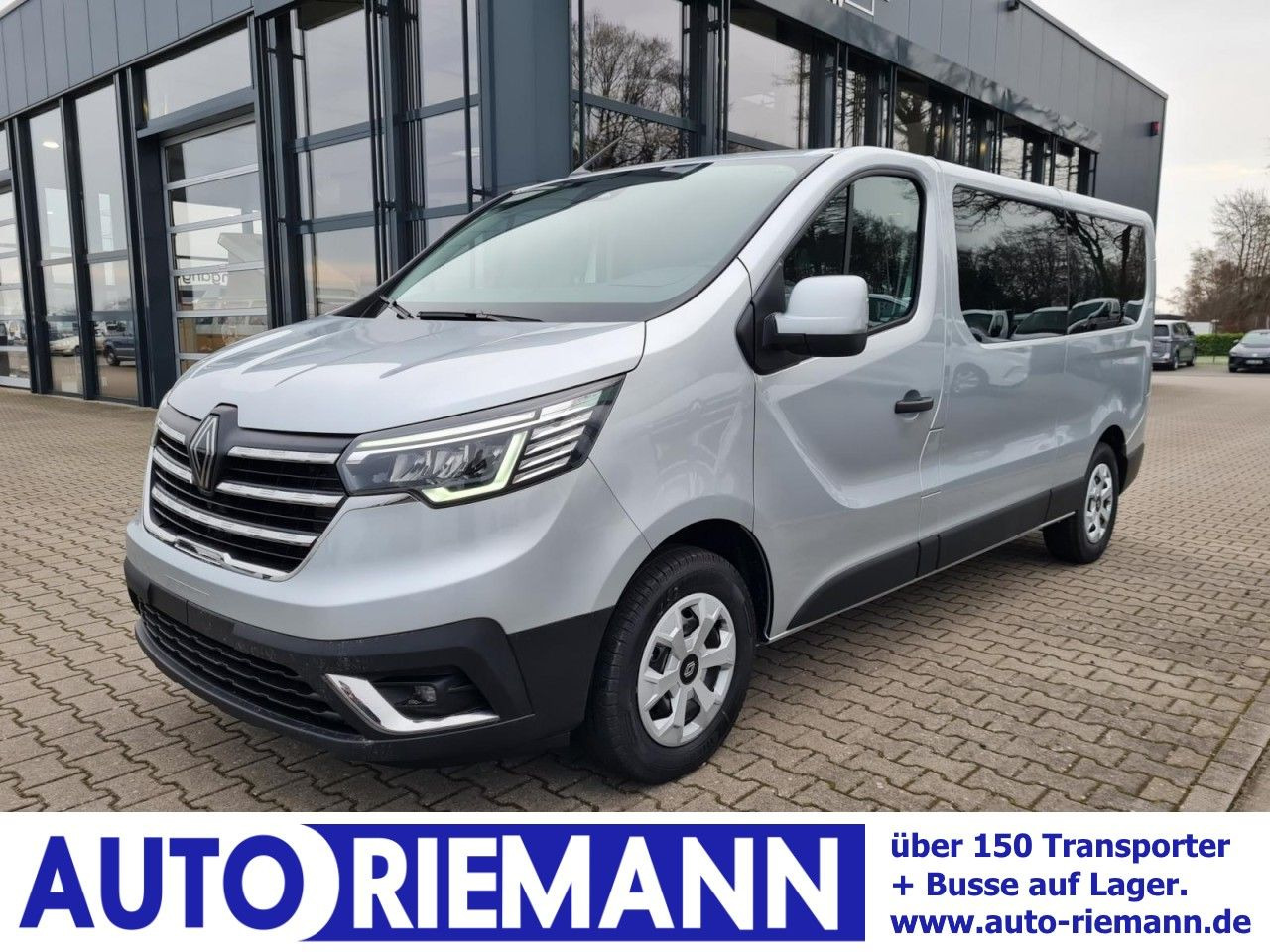 Renault Trafic Kombi 9-Sitze L2 Grand Equilibre KLIMA TE - Station wagon: picture 1 Renault Trafic Kombi 9-Sitze L2 Grand Equilibre KLIMA TE - Station wagon: picture 1