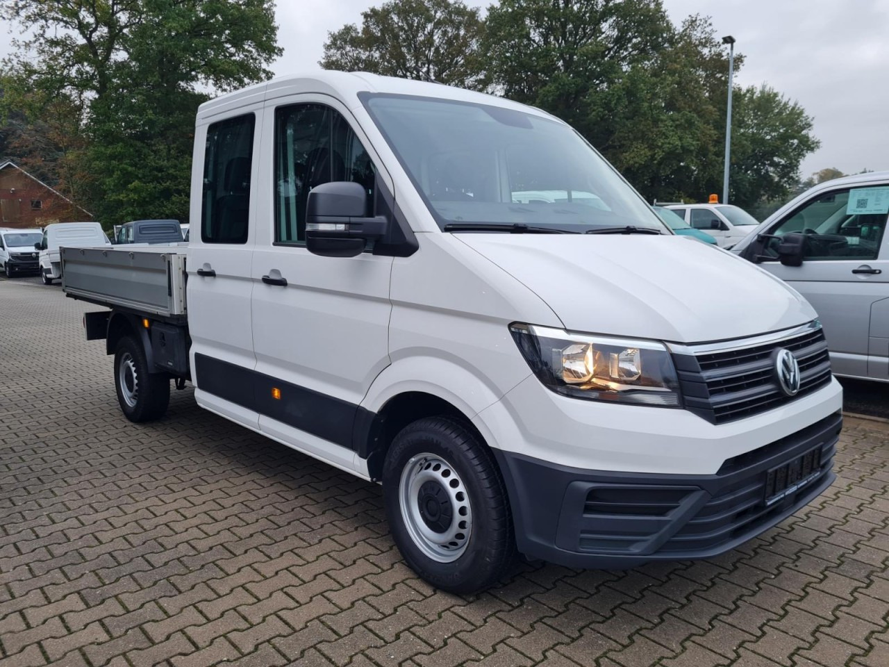 Volkswagen Crafter 35 Doka MR Pritsche AHK Klima 7 Sitzer - Flatbed van, Combi van: picture 3 Volkswagen Crafter 35 Doka MR Pritsche AHK Klima 7 Sitzer - Flatbed van, Combi van: picture 3
