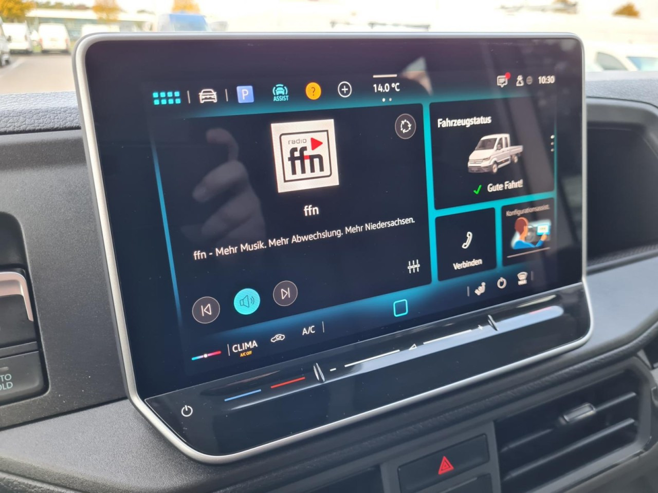 Flatbed van, Combi van Volkswagen Crafter 35 Doka TDI Pritsche MR KLIMA TEMPOMAT: picture 13 Flatbed van, Combi van Volkswagen Crafter 35 Doka TDI Pritsche MR KLIMA TEMPOMAT: picture 13