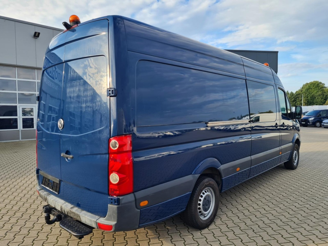 Volkswagen Crafter 35 Kasten Doka 5 Sitze AHK 3.5to REGALSYSTEM - Panel van, Combi van: picture 4 Volkswagen Crafter 35 Kasten Doka 5 Sitze AHK 3.5to REGALSYSTEM - Panel van, Combi van: picture 4