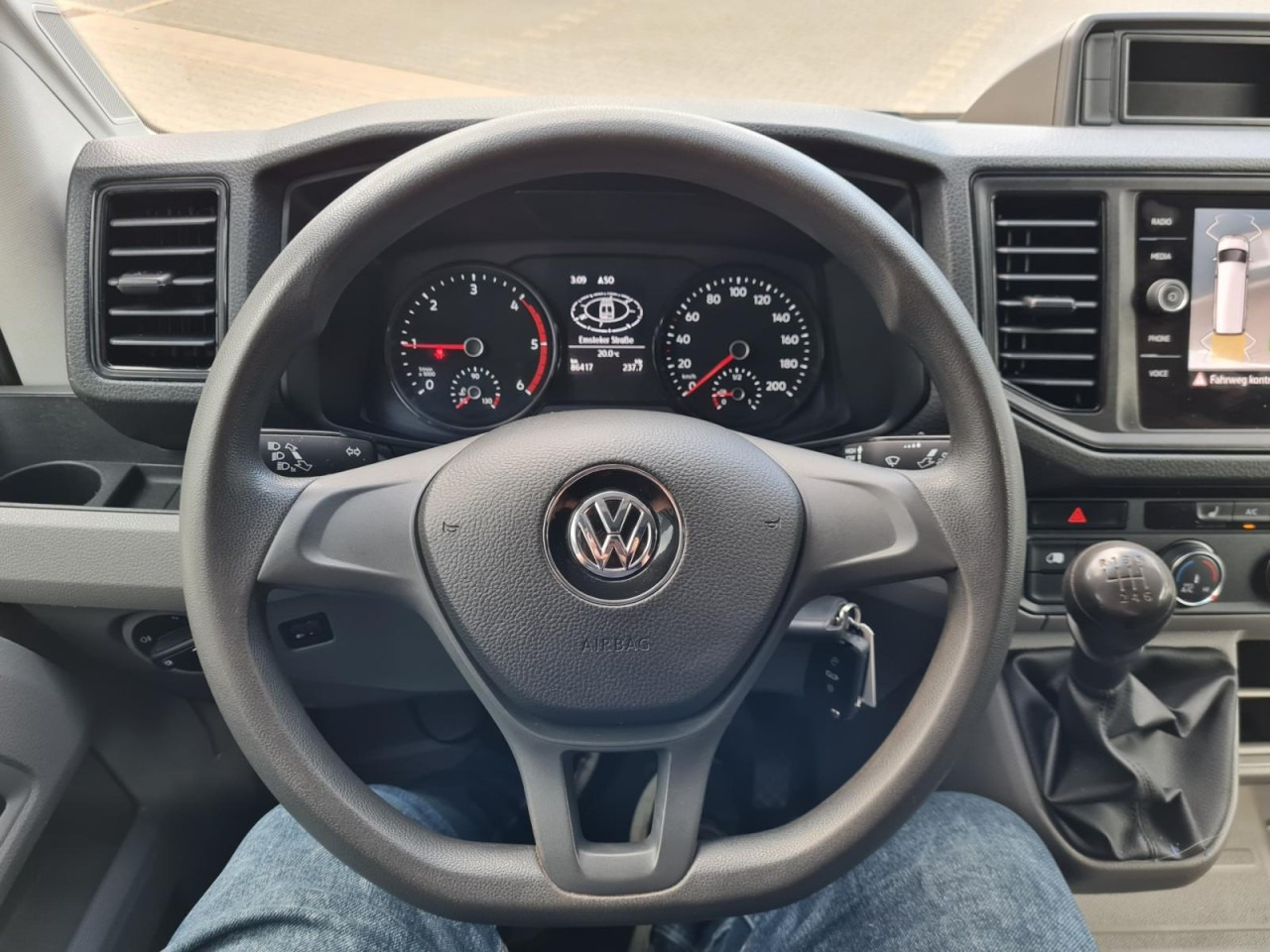 Panel van Volkswagen Crafter 35 Kasten L3H2 KAMERA KLIMA NAVI REGALE: picture 10 Panel van Volkswagen Crafter 35 Kasten L3H2 KAMERA KLIMA NAVI REGALE: picture 10