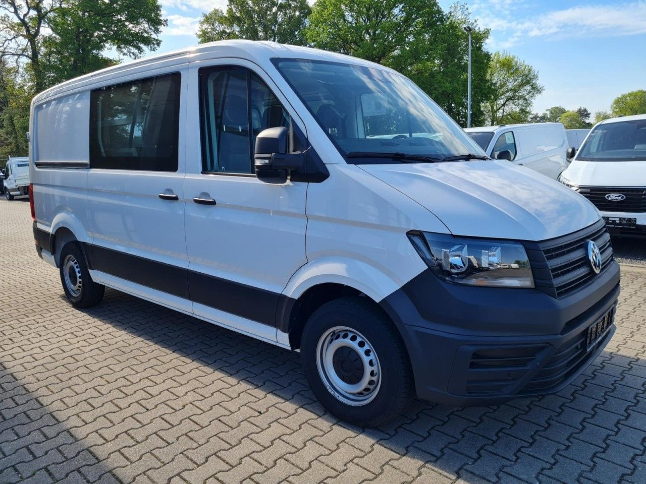 Volkswagen Crafter 35 Kasten Plus Doka Mixto PDC NAVI/APP - Panel van, Combi van: picture 3 Volkswagen Crafter 35 Kasten Plus Doka Mixto PDC NAVI/APP - Panel van, Combi van: picture 3