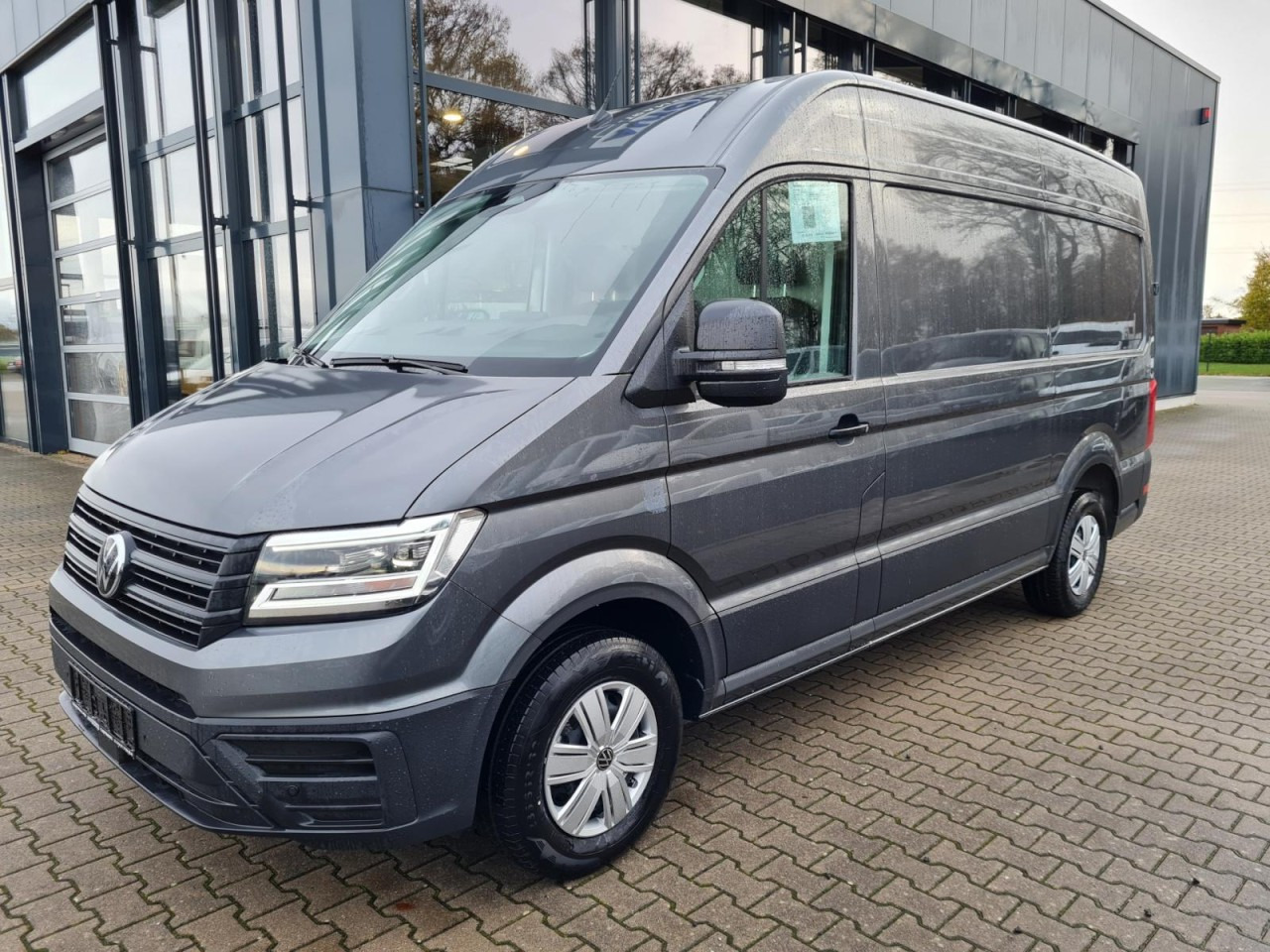 Volkswagen Crafter 35 Kasten TDI MR L3H3 4MOTION LED DSG - Panel van: picture 1 Volkswagen Crafter 35 Kasten TDI MR L3H3 4MOTION LED DSG - Panel van: picture 1